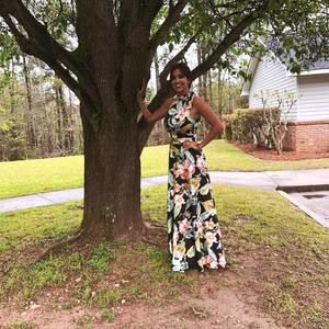 Meet your Posher, Ayelen